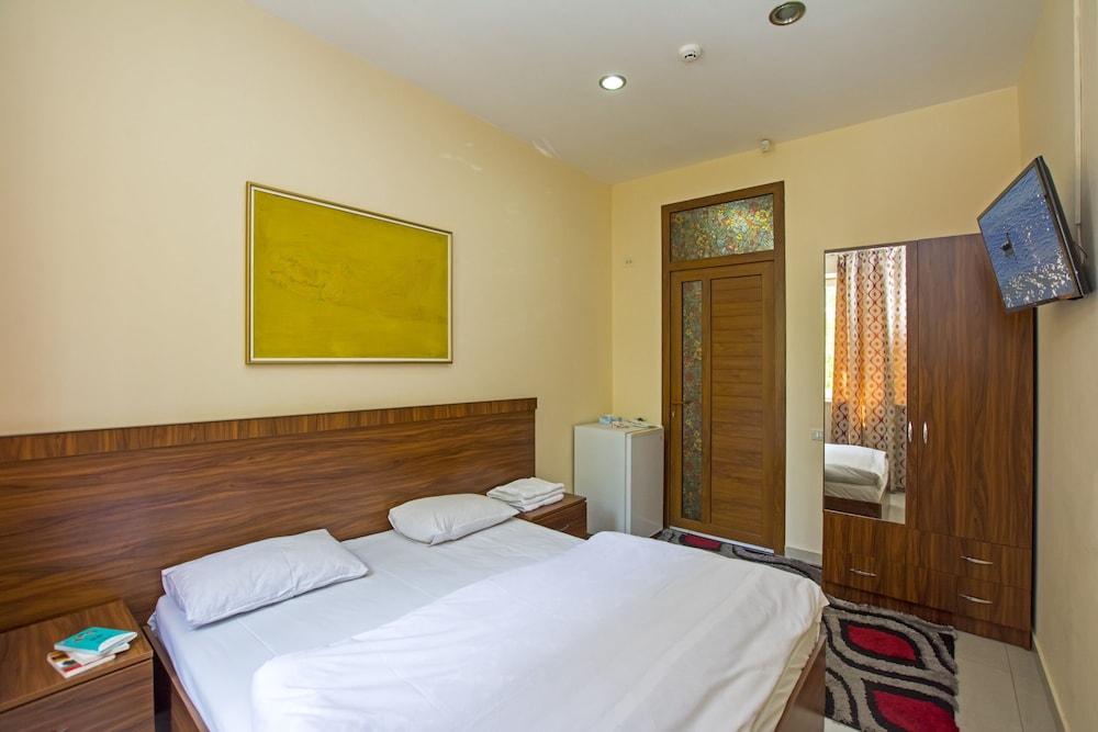 Yerevan Hostel Esterno foto