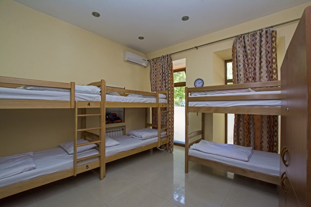 Yerevan Hostel Esterno foto